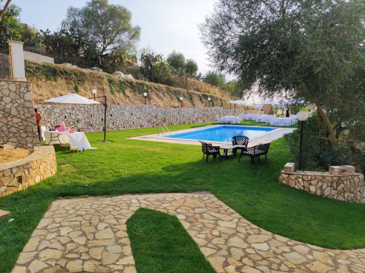 AURORA Resort Caltagirone Exterior foto